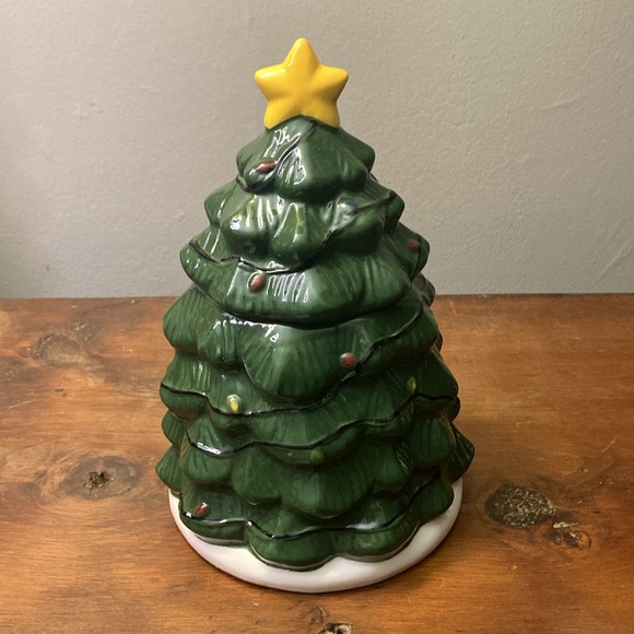 NWT- Stunning Holiday Christmas Tree 🎄with Lights Ceramic Cookie Jar Decoration - Picture 12 of 17